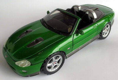 Joyride RC2 Jaguar XKR Roadster 007 Bond Stirb an einem anderen Tag 1/18 1:18