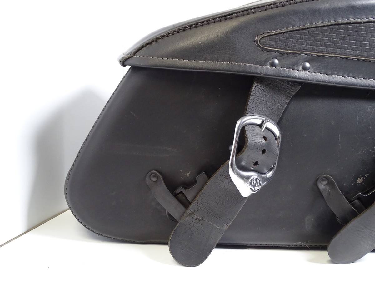 2003 Harley-Davidson Road King Right Hard Leather Saddlebag Saddle