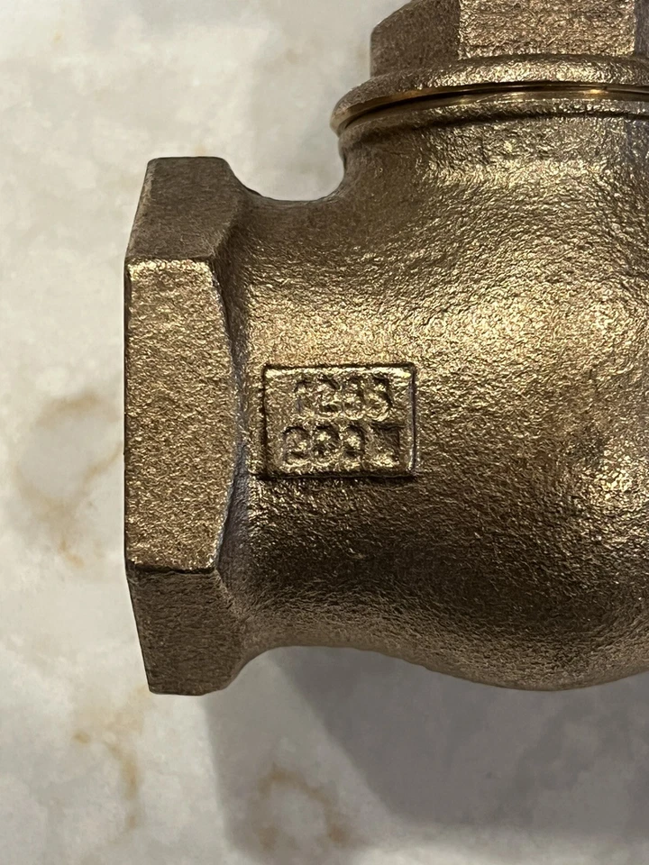 Milwaukee Valve 502 1-1/4” FNPT Bronze Globe Valve 125 SWP, 200 WOG, MADE IN USA - Image 4 of 4