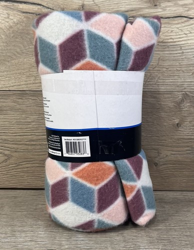 MAINSTAYS 50x60" Throw Blanket Fleece Geometric Multi-Color Home/Bedroom Decor - Picture 5 of 11