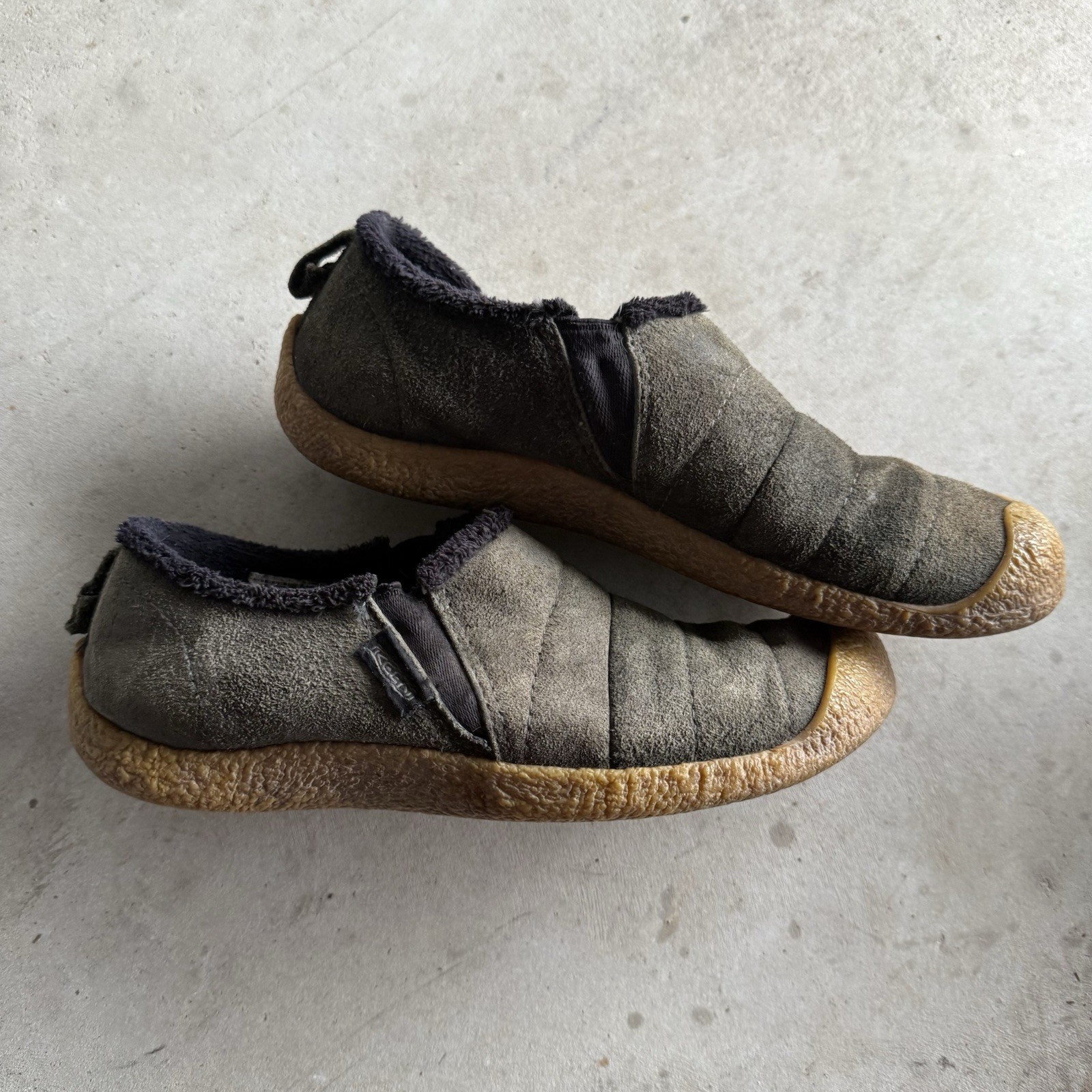 Mocassini casual Keen donna Howser slip on verde pelliccia sintetica US 10 pantofole outdoor