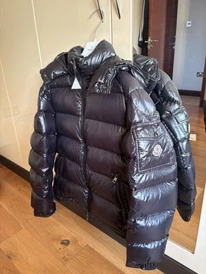 Moncler Maya Giubbotto Men's Black Hooded Down Puffer Jacket Full Zip Size 2