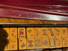 Vintage Mah Jong Set 152 Tiles, Bakelite, 5 Racks