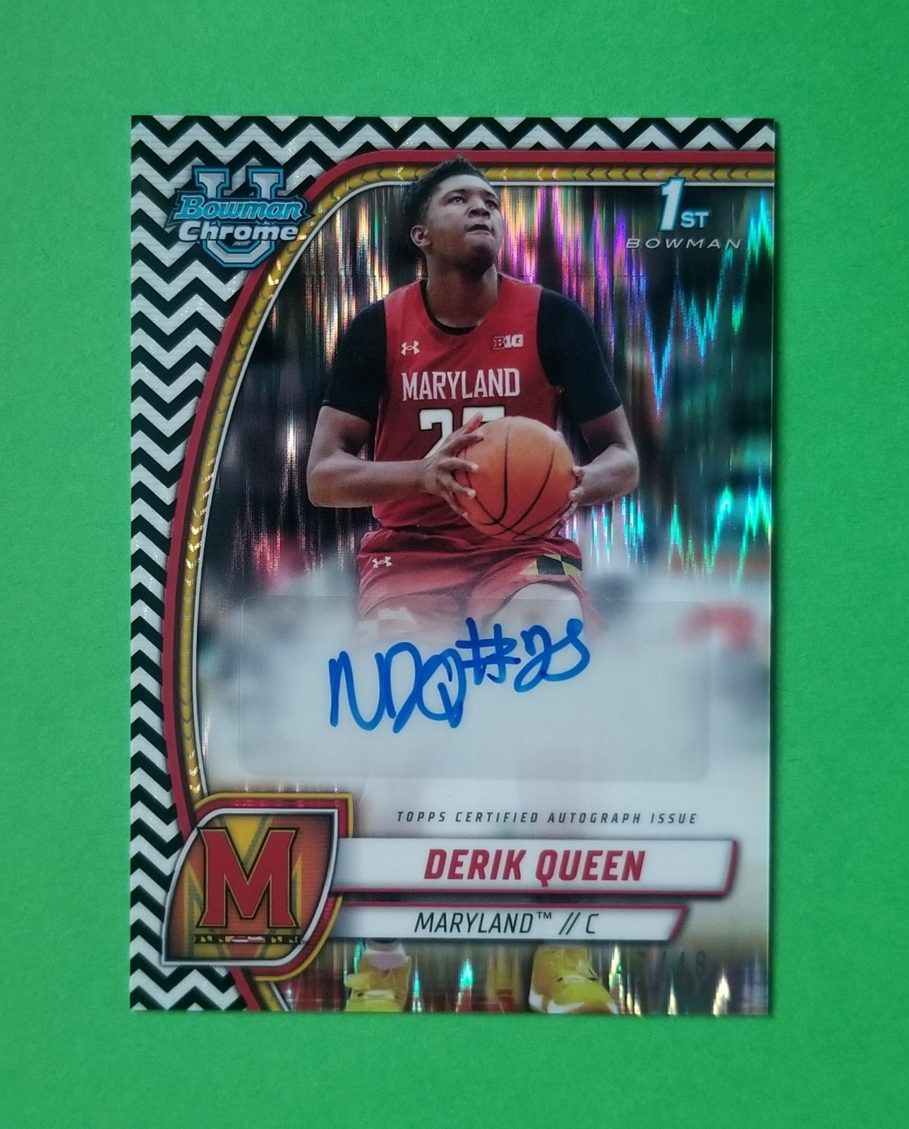 DERIK QUEEN 2024-25 Bowman Chrome U #19 1st Bowman White-Black Stealth Auto /48