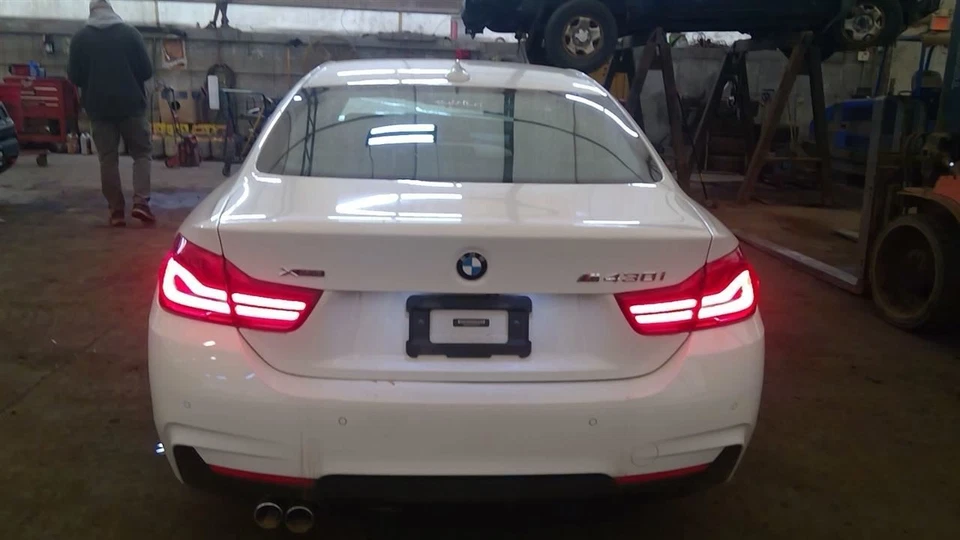 430I BMW 2019 Fuel Vapor Canister 6335114 - Image 2 of 4