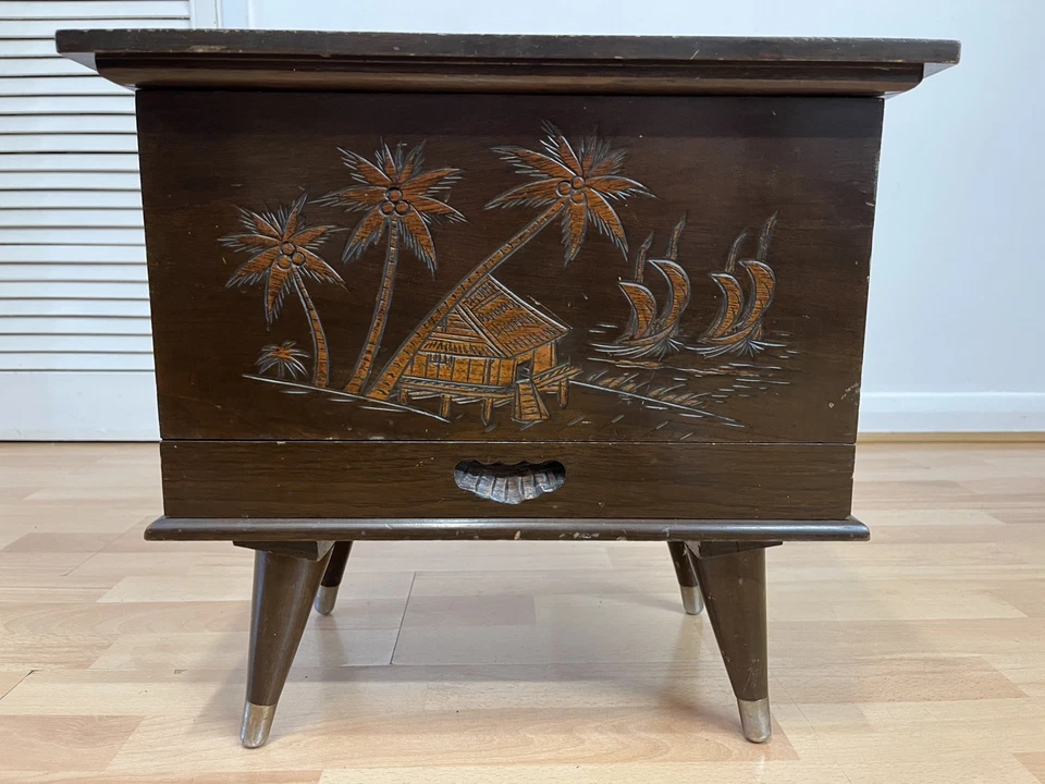 Vintage Wooden Oriental Sewing Table Side Table With Storage & Carved Design - Image 4 of 4