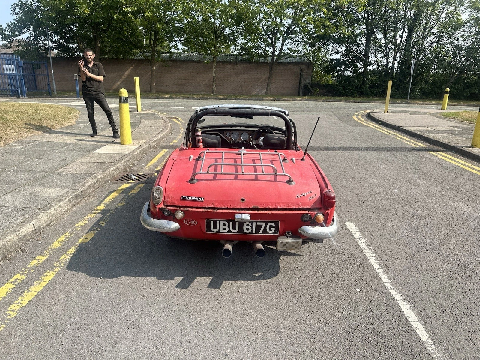 Triumph Mk3 Spitfire - Picture 2 of 13