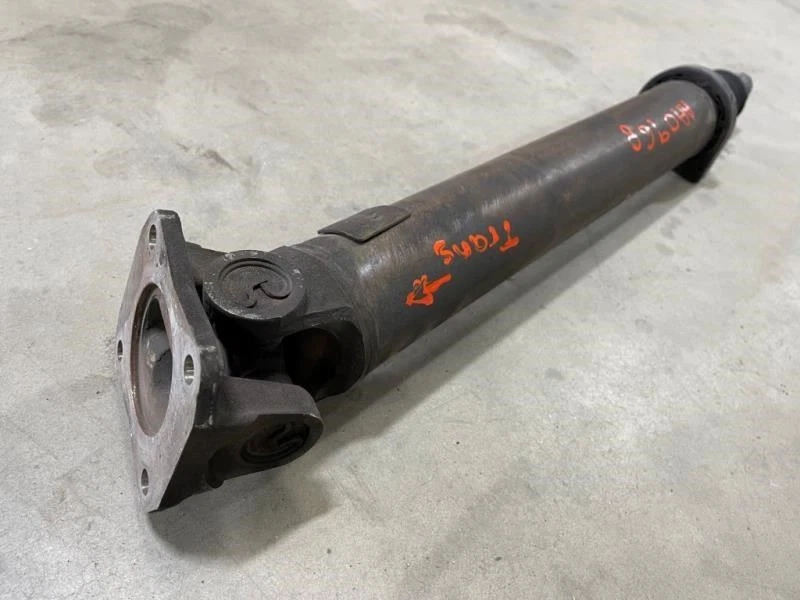 08 Ford F450 Super Duty USED 8C34-4K145-AKA TRANSMISSION SIDE Drive Shaft 1 Of 2 - Image 2 of 4