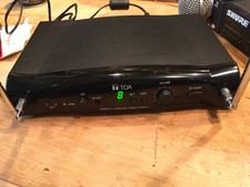 Toa - Wt-5810 - E01us - Diversity Wireless Receiver And Power Supply.