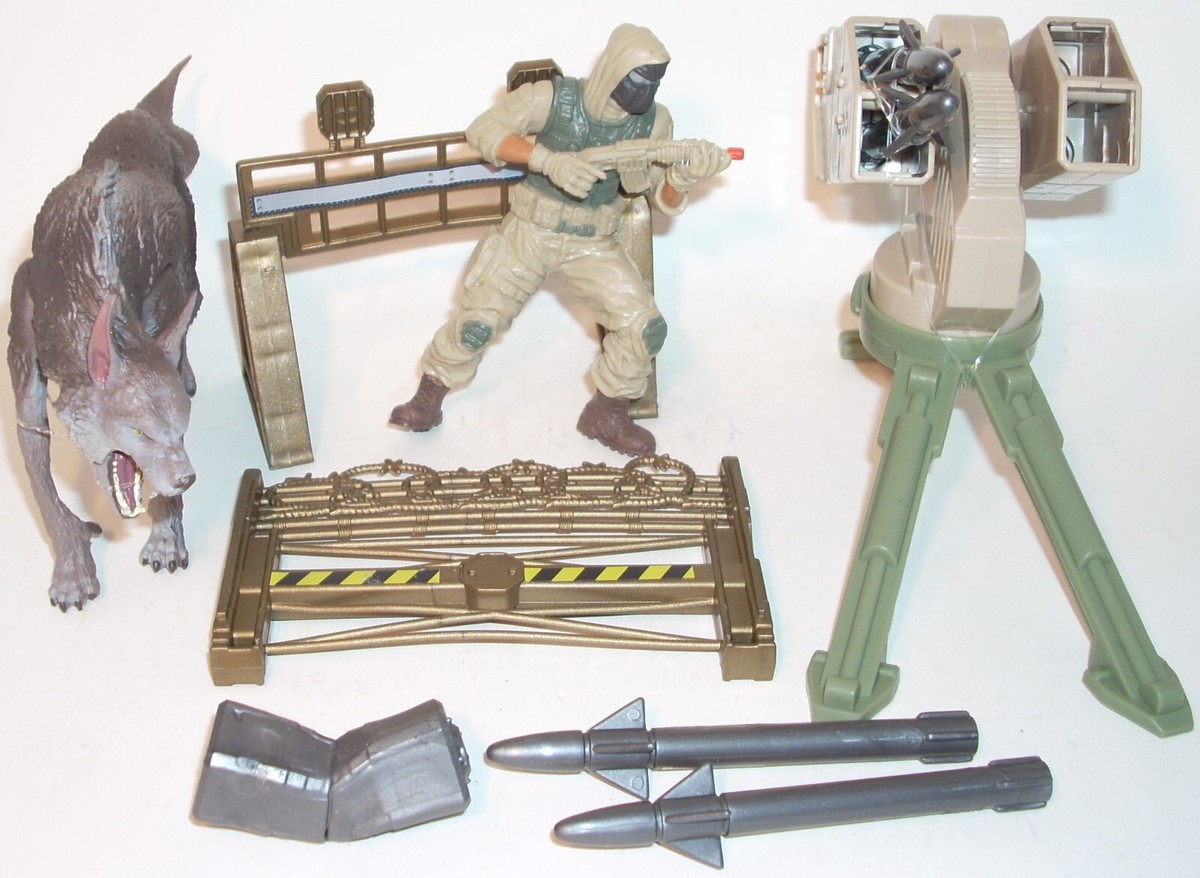 2018 Rampage CANISTER CONTACT Subject RALPH Action Figure Complete