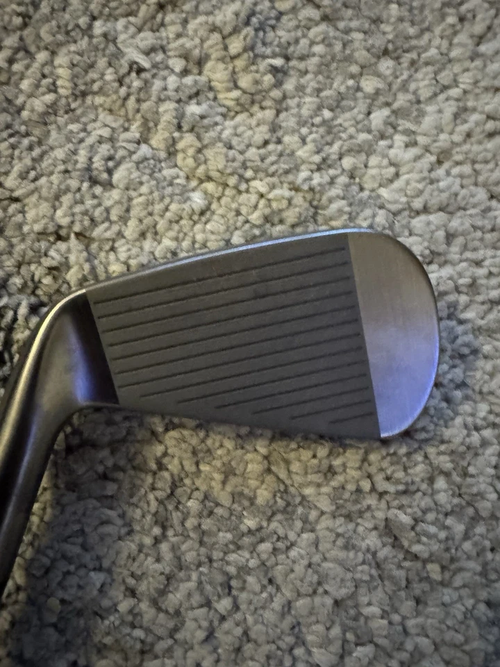 TaylorMade Bomber Iron - Image 2 of 4