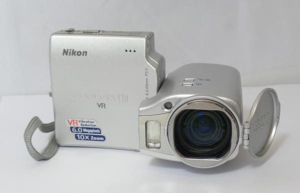 Nikon COOLPIX S10 6.0MP Digital Camera - Silver for sale Nikon COOLPIX S10 6.0MP Digital Camera - Silver for sale