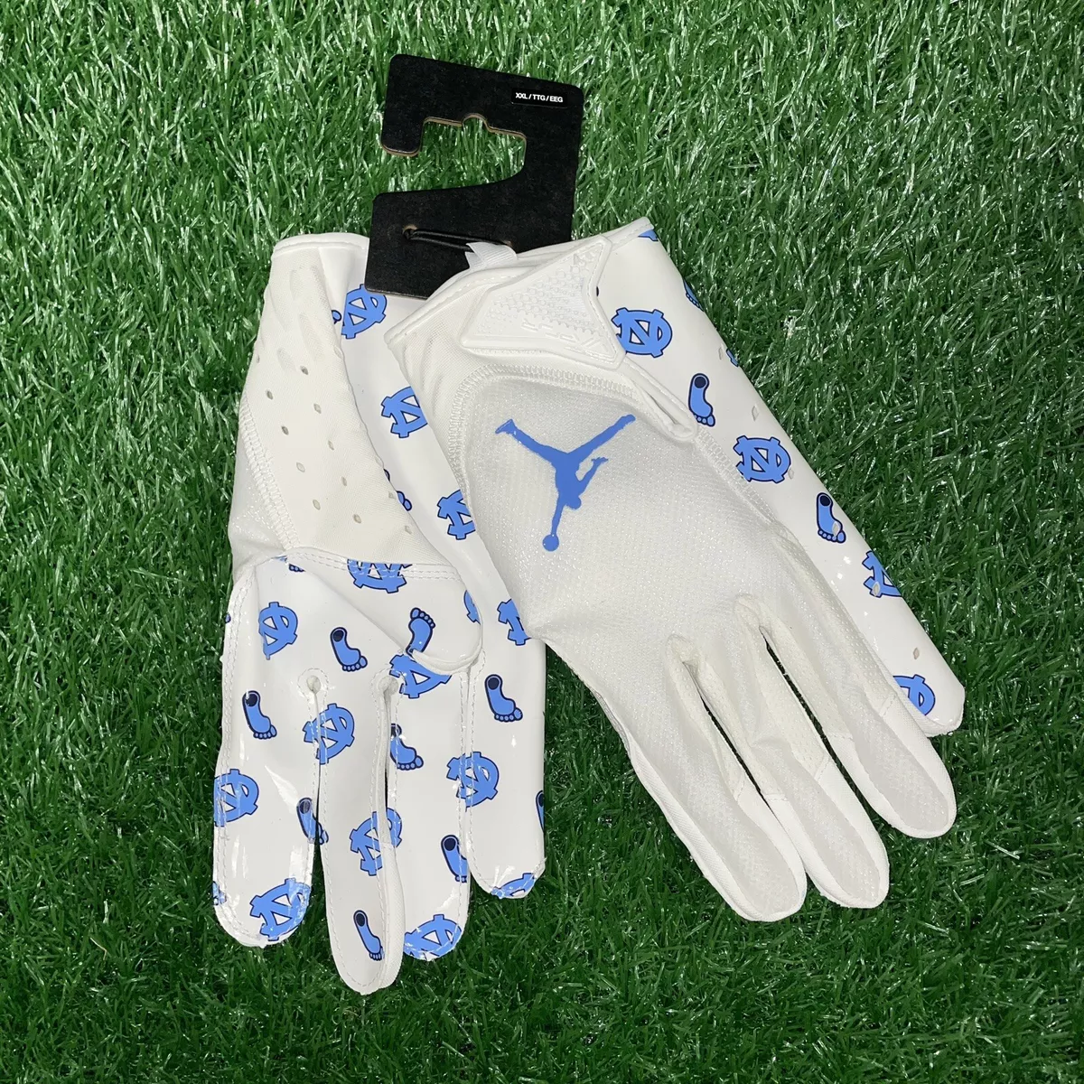 Nike Jordan UNC Tarheels Team Issued Vapor Football Jet 7.0 Gloves