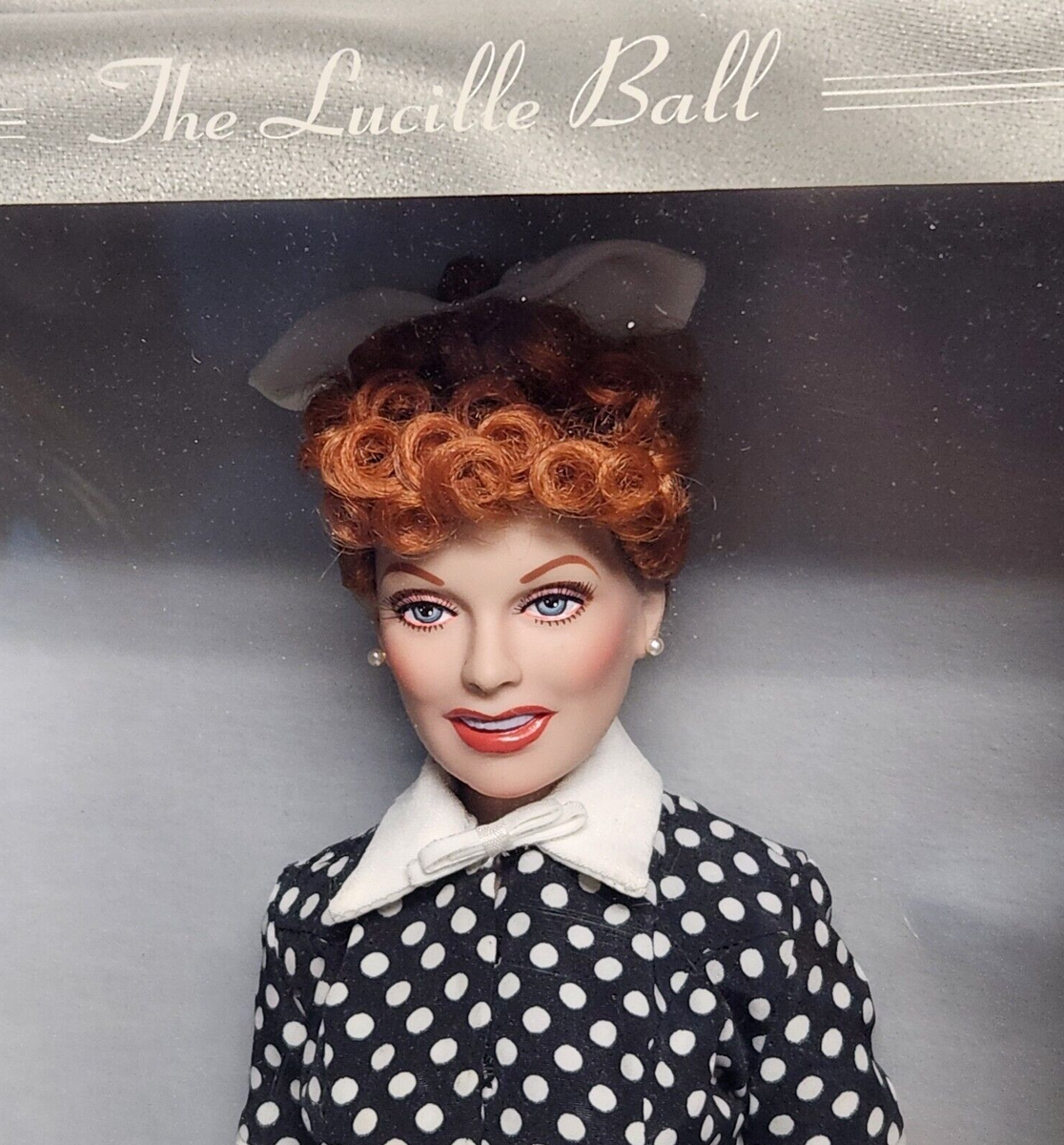Franklin Mint I Love Lucy 16” Lucille Ball Vinyl Portrait Doll w