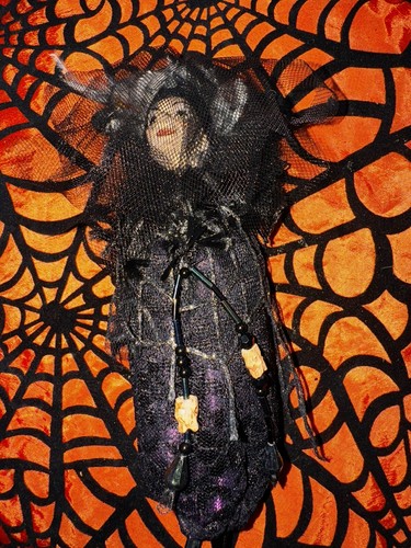 Katherine’s Collection Wayne Kleski Zitella doll 8” Sorcerer Witch Ornament - Picture 4 of 8