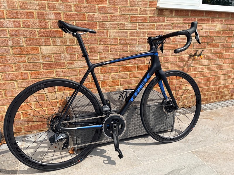 Trek Emonda SL7 SRAM Force etap full carbon road bike in very good condition