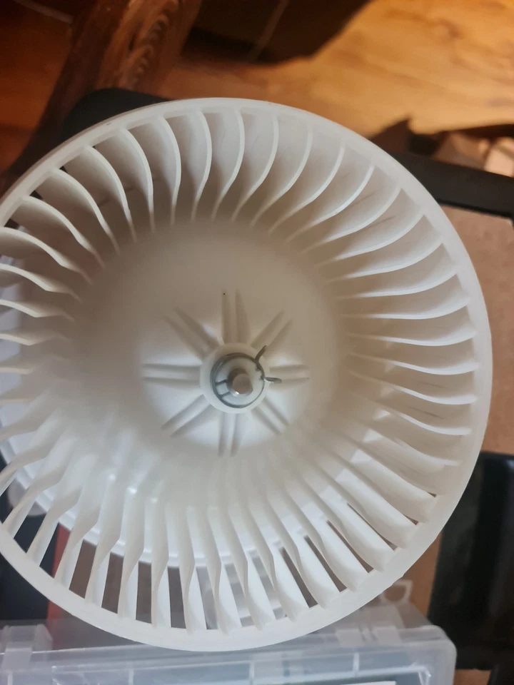 Motor soplador calentador HVAC con motor sin escobillas para Lexus LS460 4,6 L Foto 3 de 4