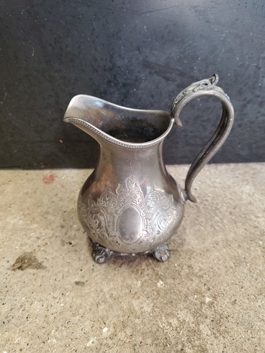Beautiful James Dixon And Sons Sheffield EPNS Jug - 15cm Tall - Picture 2 of 4