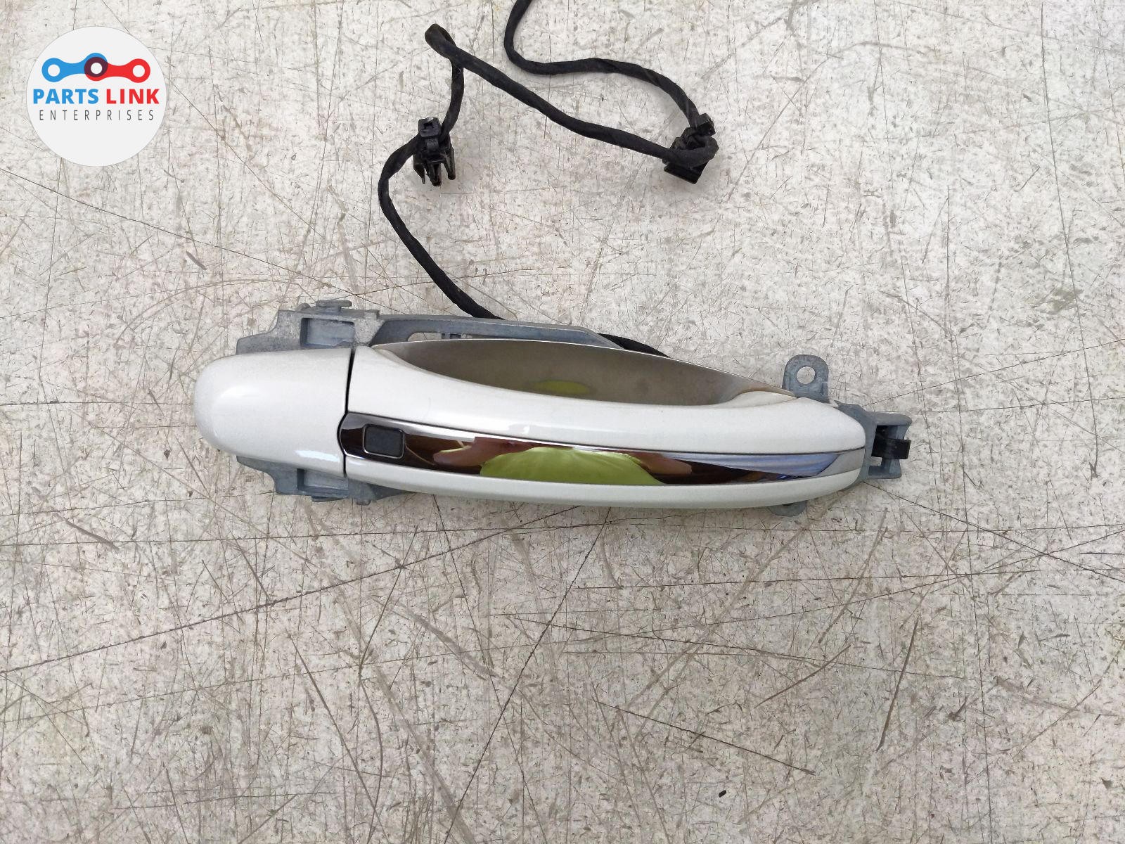Bentley Continental Flying Spur Speed 2006-2012 Rear Left Door handle