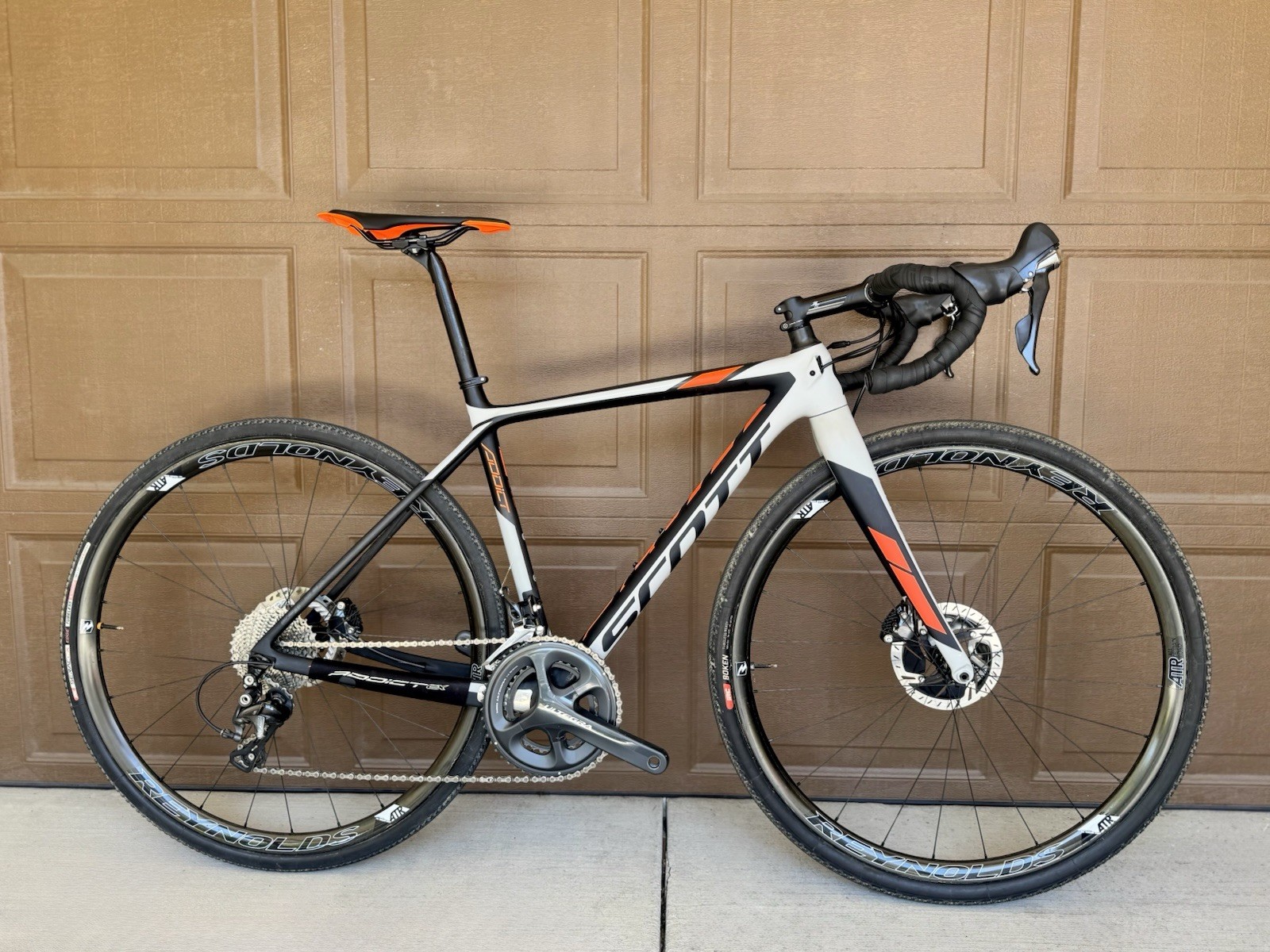 Scott Addict Gravel 49 CM Carbon Gravel/Road Bike