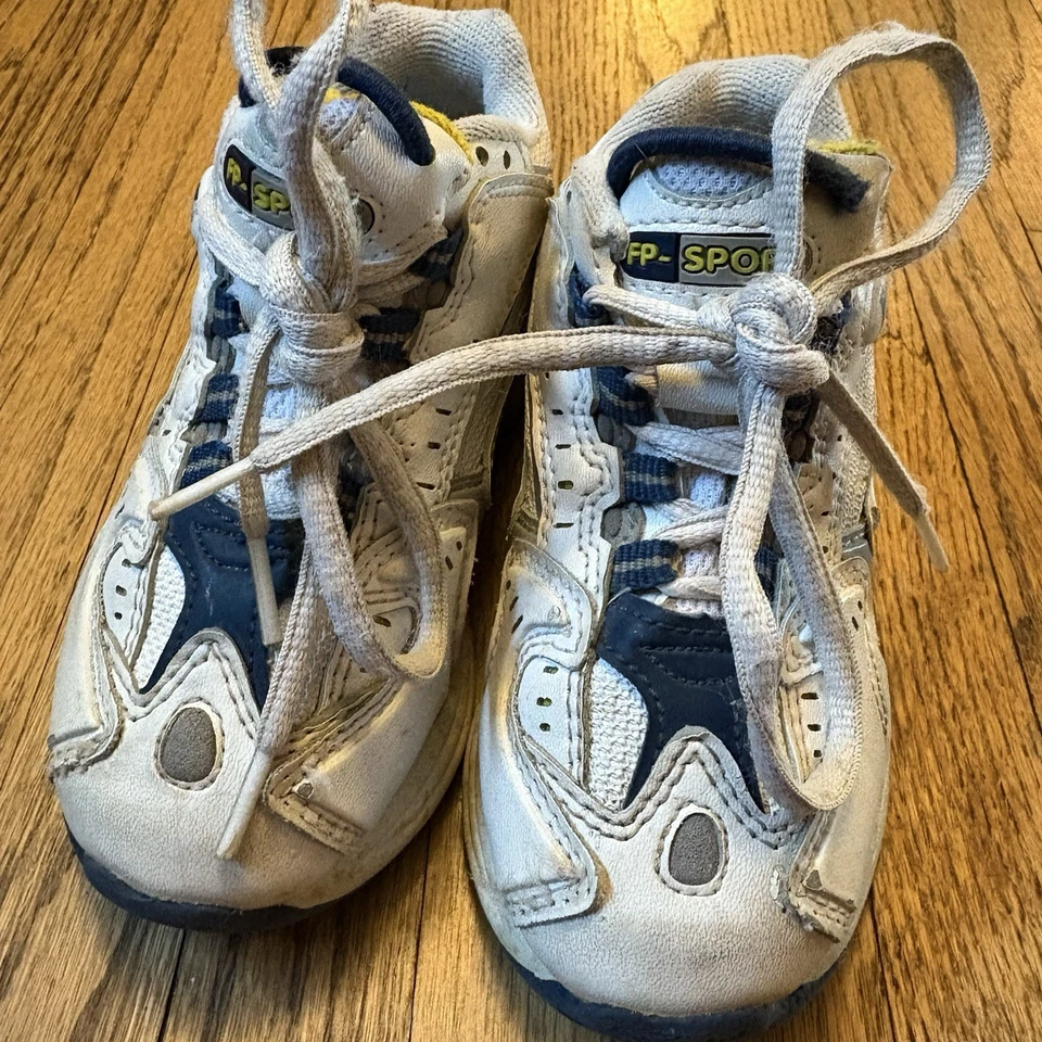 2001 Fisher-Price 运动网球鞋 男女皆宜的 8.5 白色 蓝色 复古运动鞋 — 第 3/4 张图片