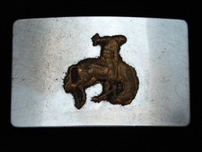 PK03125 VINTAGE 1970s BRONC RIDER RODEO TROPHY WESTERN COWBOY BELT BUCKLE
