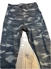 Athleta Black  Grey Ultimate Camo 7/8 Tight Leggings Pants Women  s Size XS