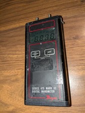 Dwyer Series 475 Mark III Digital Manometer
