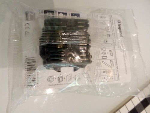 Variateur compatible toutes lampes Bticino Altège - finition Nuage/No legrand - Imagen 2 de 2