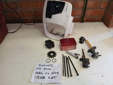 SUZUKI TS50X RESTPOSTEN SCHEINWERFERVERKLEIDUNG HECKSCHEIBE BENZINHÄHNE & KAPPE LAUFSTANGEN PLUS