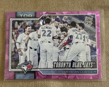 Toronto Blue Jays 2026 Topps Team Card Pink Cracked Ice Parallel card Number 113