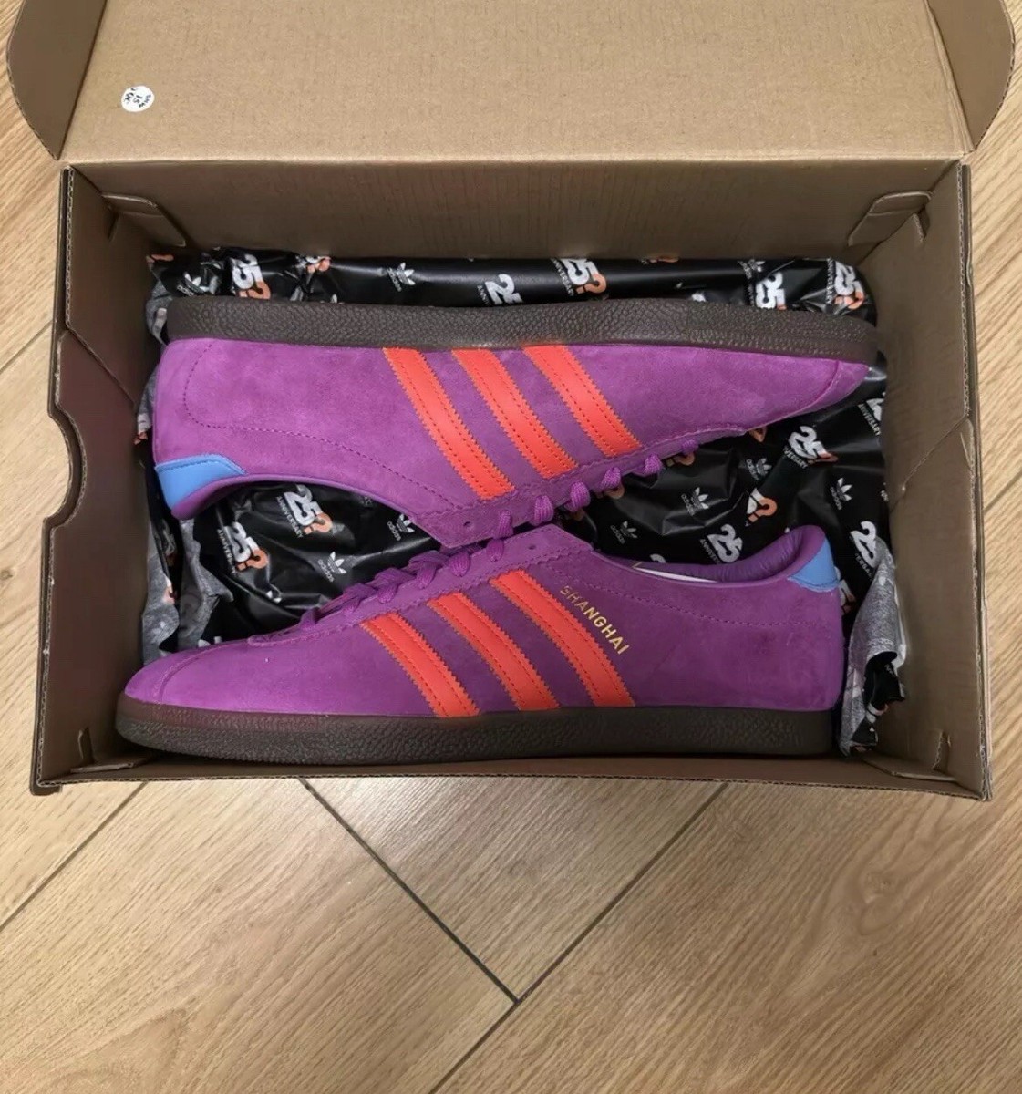 adidas Shanghai size? Exclusive 2025 Anniversary 1/2025 - UK 10 In 
