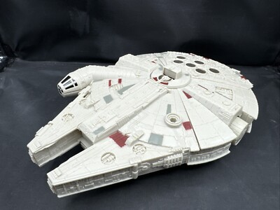 Micro Machines Hasbro Star Wars Millennium Falcon 11'' Spielset Actionfigur 2015