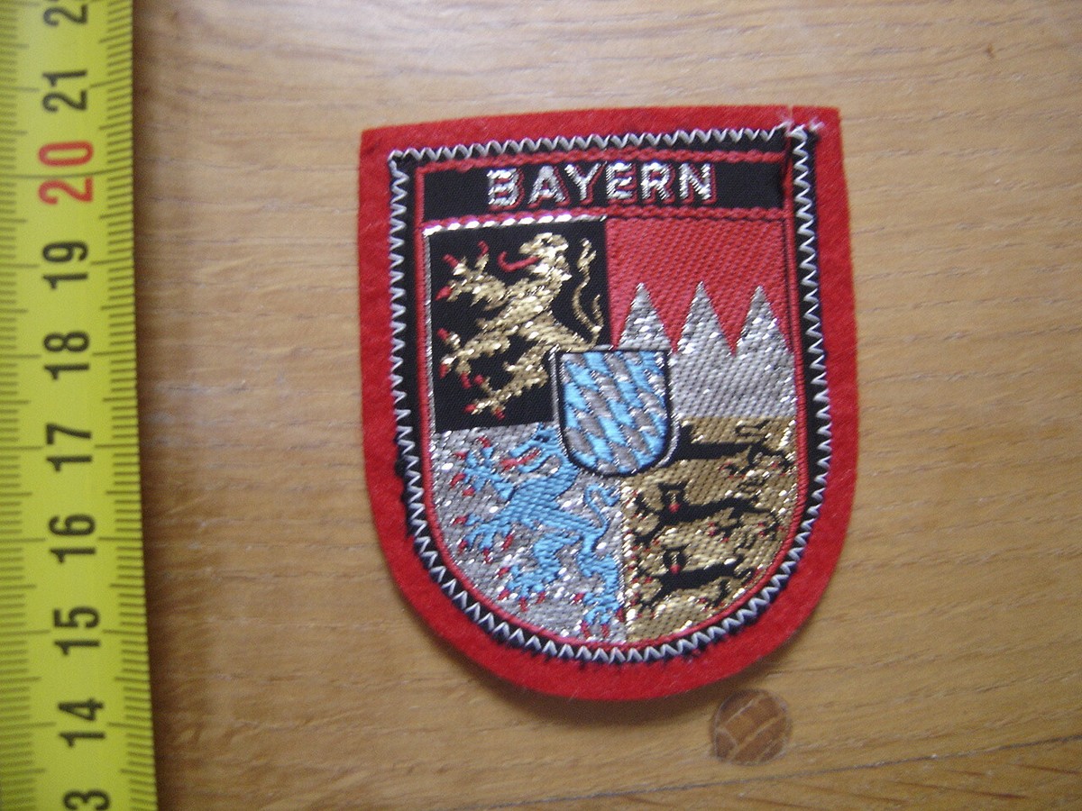 Écusson Brodé Paris – Patch Ville – Insigne Tissu – Vintage