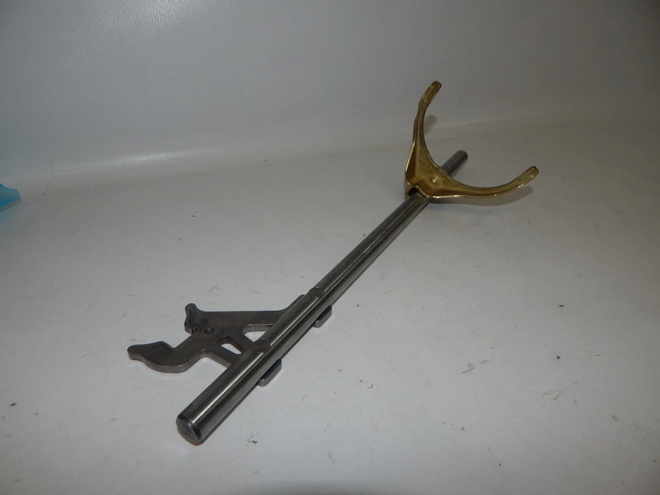 Nuevo eje selector OEM 2003-2011 Audi A4 A6 con cilindro de varilla de cambio de horquilla Foto 2 de 4