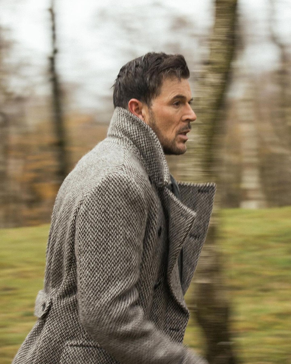 Men's Fashion Coat Herringbone Wool Blend Double Breasted Classic
