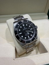 ROLEX Submariner 114060 Non Date 2016 (October 2025 Rolex Service) 40mm Full Set