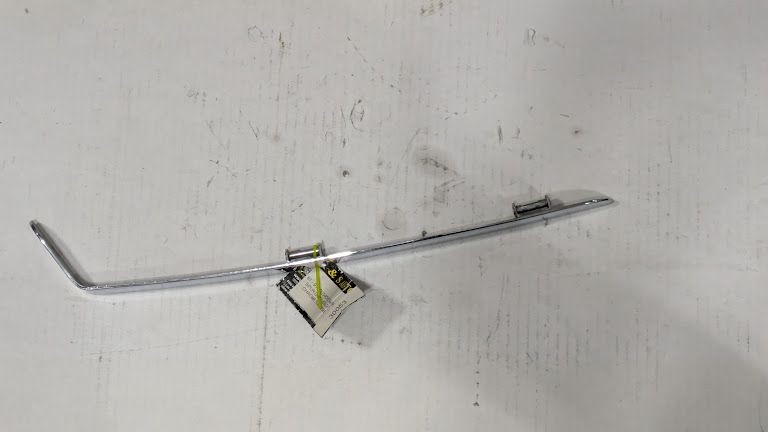 ROLLS ROYCE SILVER SPUR UNDER HEADLIGHT CHROME TRIM LEFT SIDE UD24841