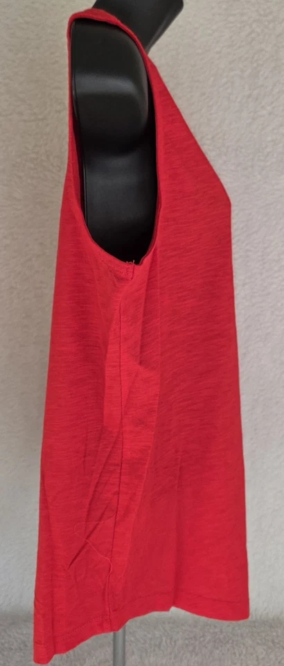 St John's Bay Womens Shirt Top Blouse Size L Large Sleeveless V Neck NEW - Image 4 of 4