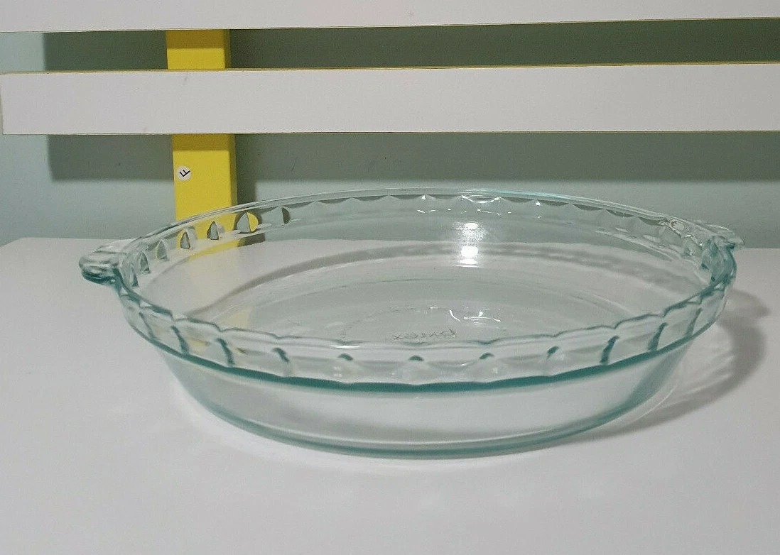 Pyrex Blue Tint 9.5 inch 229 29 MADE IN USA PIE DISH?