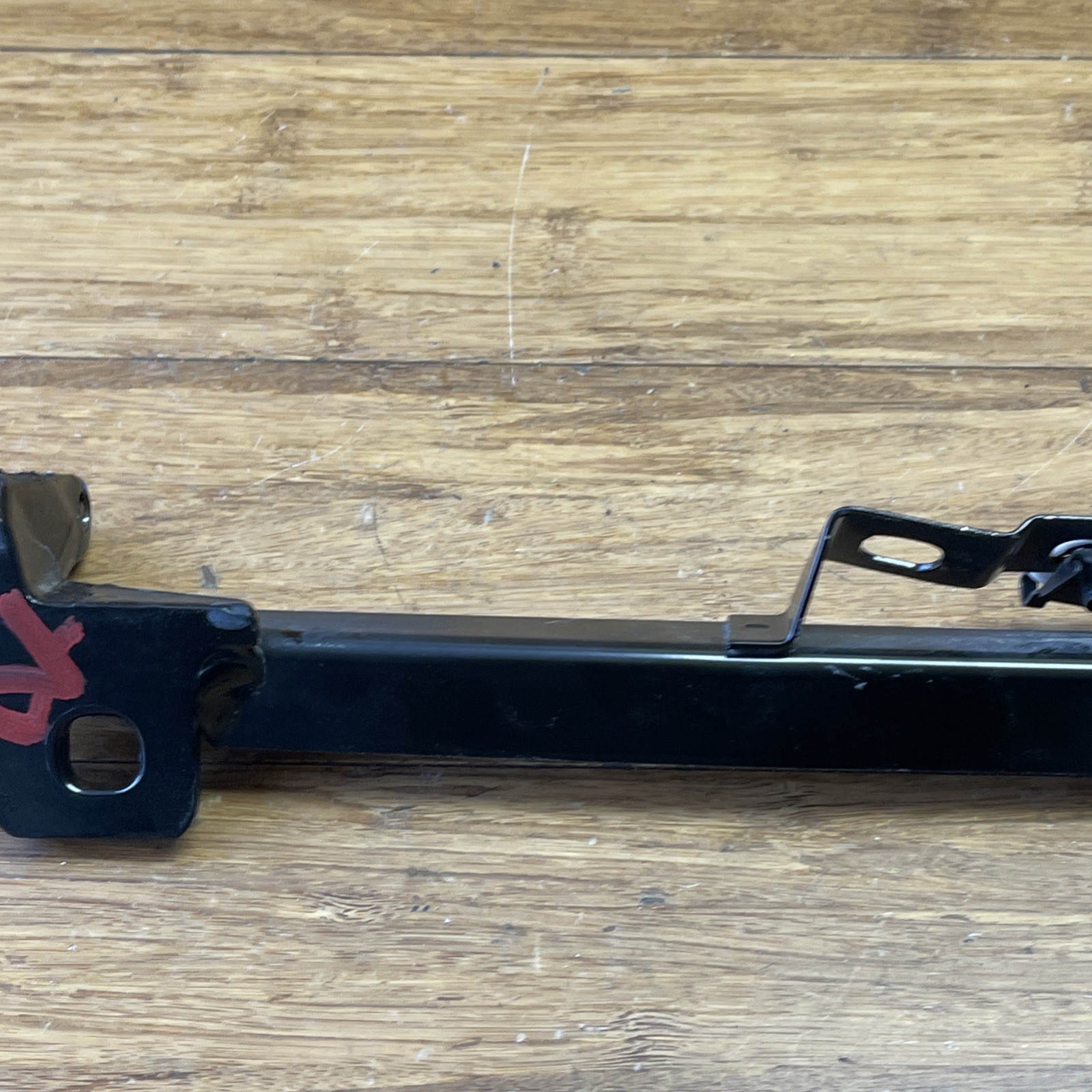 2014-2020 BMW i8 I12 Front Right Upper Door Hinge Mount Bracket Support OEM