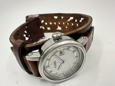Fossil Womens Silver Tone Brown Leather Cuff Band Analog  display picture 3