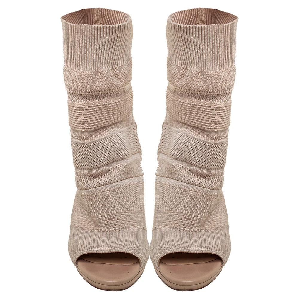 Christian louboutin shop cheminene