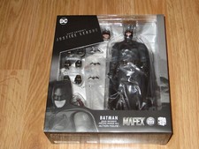 Medicom Mafex Zack Snyder's Justice League Version Batman No. 222 No Tariffs