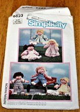 Simplicity: PATTERN 6823 FLOWER KIDS 16" 18" SOFT SCULPTURED DOLLS - Guc