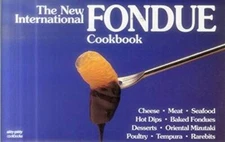 The New International Fondue Cookbook - Paperback By Simmons, Coleen - GOOD