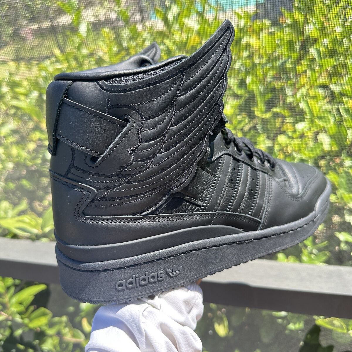 Adidas Jeremy Scott x Wings 4.0 Men's Athletic Shoes Black Adidas Jeremy Scott x Wings 4.0 Men's Athletic Shoes Black