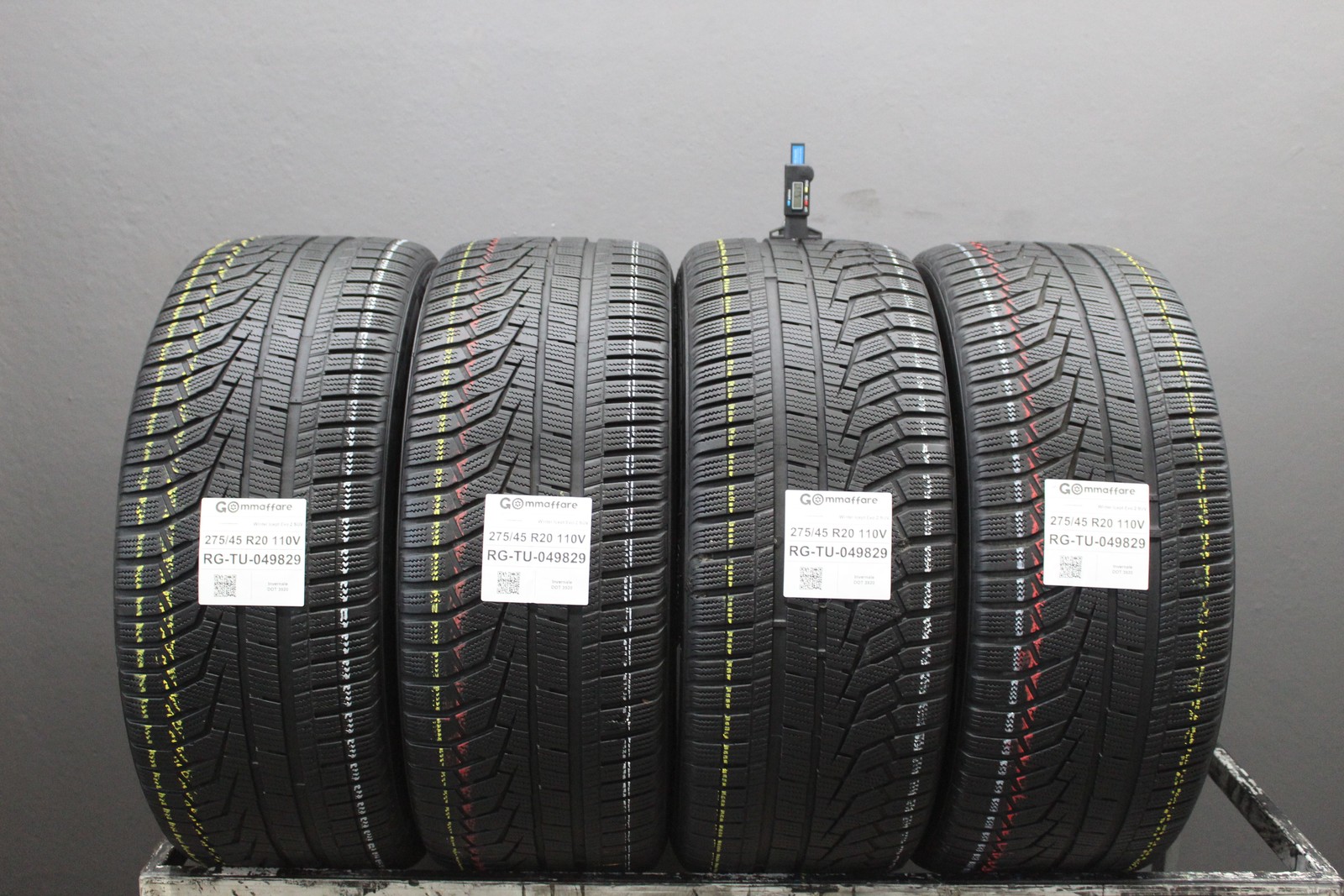4 Pneumatici 275/45 R20 Hankook Winter Icept Evo 2 Suv