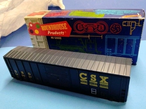 HO ROUNDHOUSE #1915 50' PS RIB SIDE BOXCAR KIT CSX SBD 140027 Blt 5-86 | Zustand: New