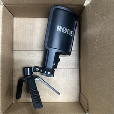 Rode NT1 Signature Series Condenser Microphone